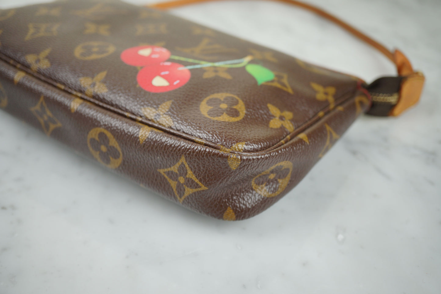 So adorable Louis Vuitton Monogram Cerises Pochette $795 #louisvuitton  #louisvuittonbag #louisvuittonpochette #louisvuittonlover #handbag…