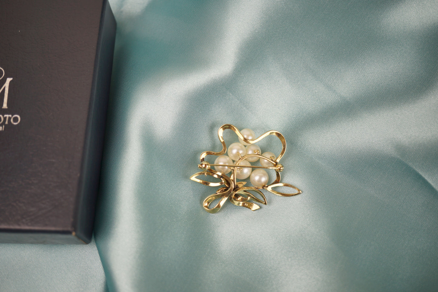 Mikimoto 18k Akoya Pearl Flower Bouquet Brooch